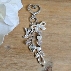 Lux Silver Bows Bag Charm